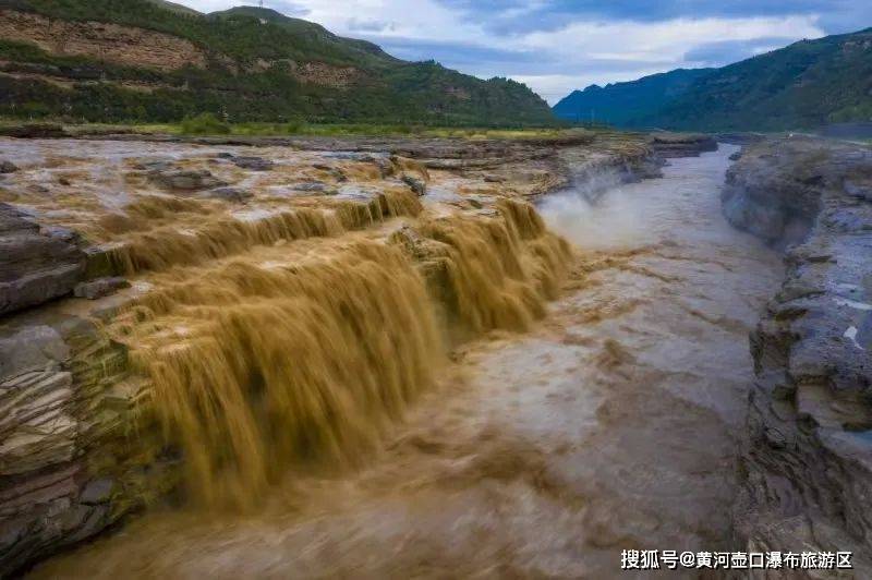 90版50元人民币背面瀑布风景图你打卡了吗