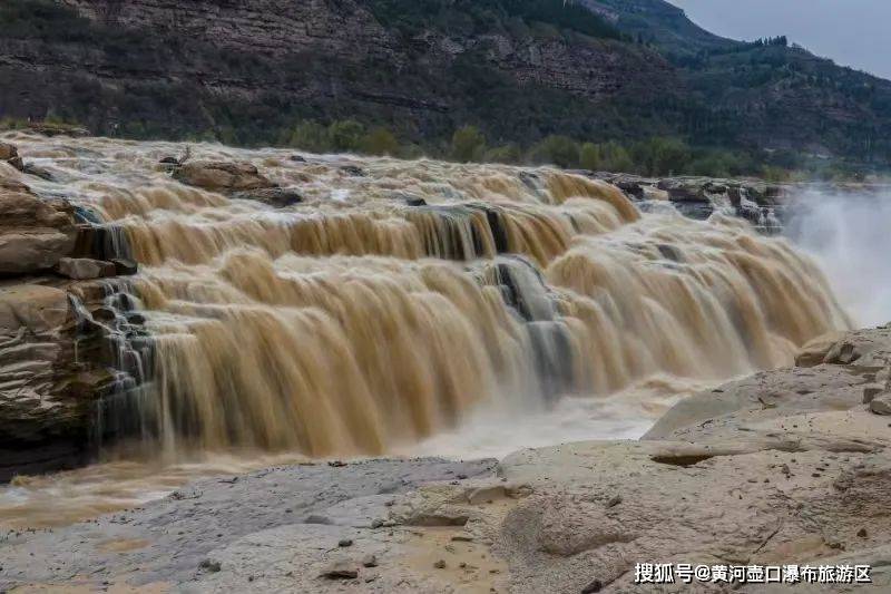 90版50元人民币背面瀑布风景图你打卡了吗